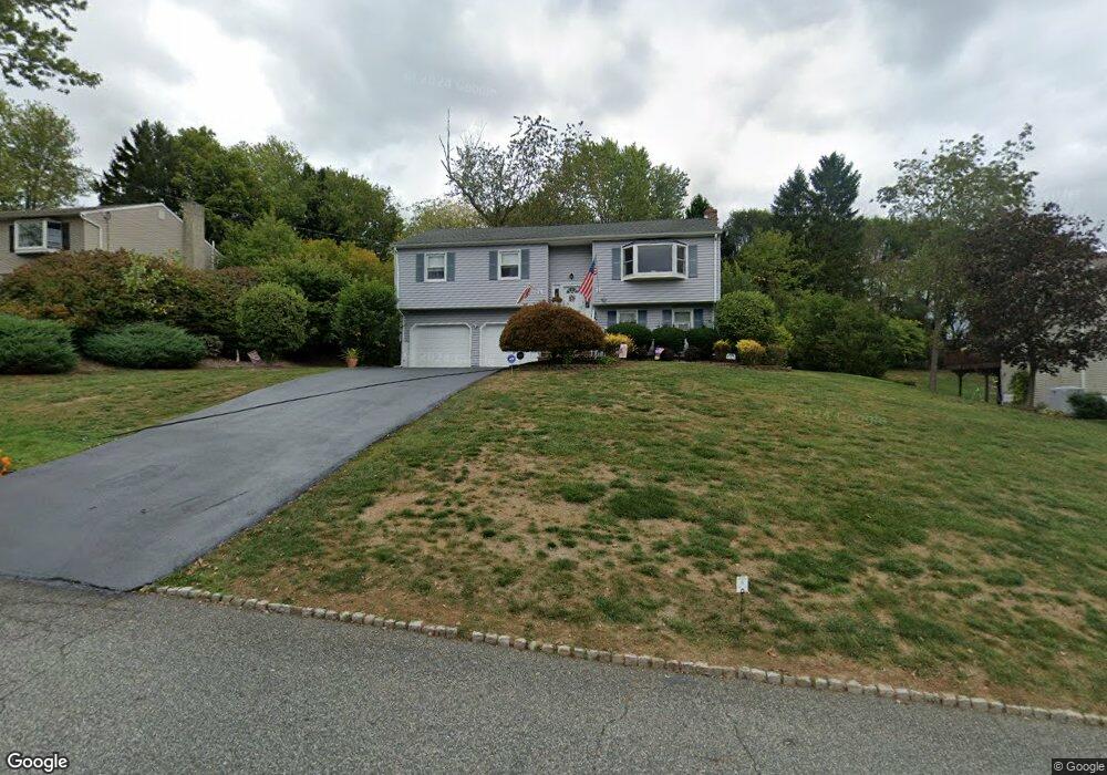 9 Elmwood Dr, Hackettstown, NJ 07840 - photo 1