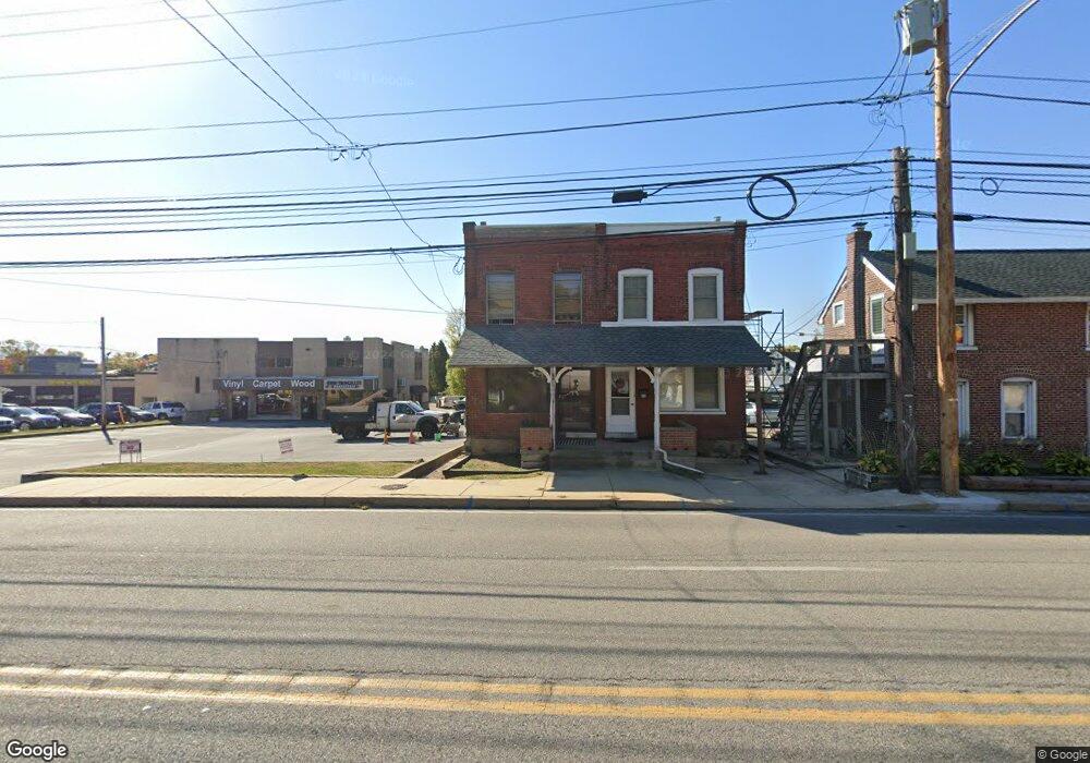 876 Lancaster Ave, Devon, PA 19333 - photo 1