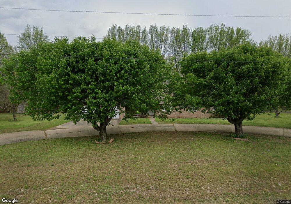 1902 Cherokee Ln, Paragould, AR 72450 - photo 1