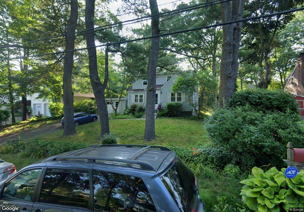 49 Woodridge Dr S, Stamford, CT 06902 - photo 1