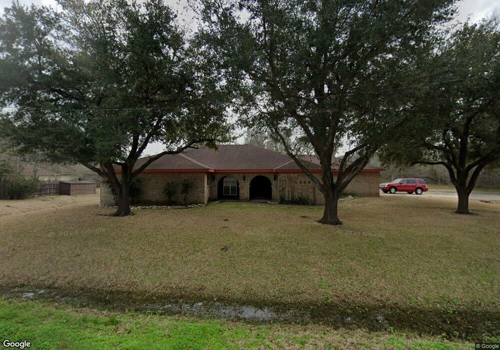 1304 Sally Anne Dr, Rosenberg, TX 77471 - photo 1