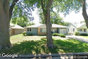 815 12th St, Windom, MN 56101