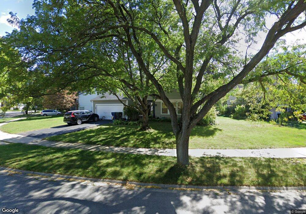 2241 Woodland Cir, Naperville, IL 60565 - photo 1