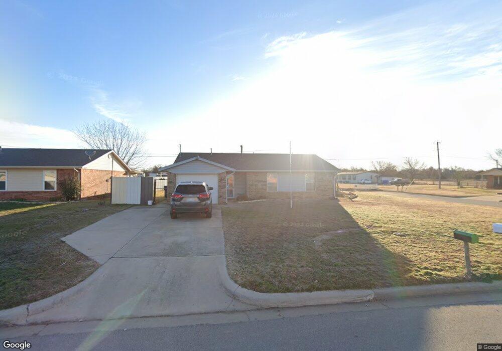 235 Antelope Dr, Cache, OK 73527 - photo 1