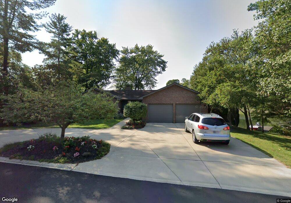 9935 Raintree Dr N, Columbus, IN 47201 - photo 1