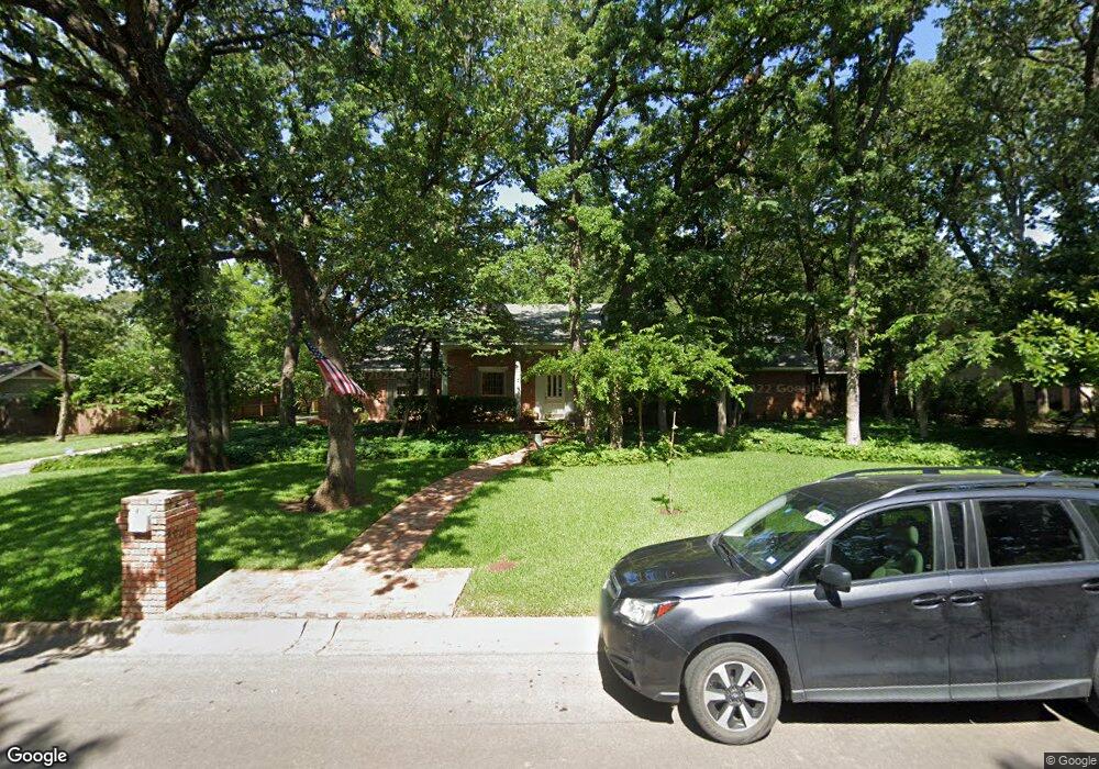 2008 Hollyhill Ln, Denton, TX 76205 - photo 1