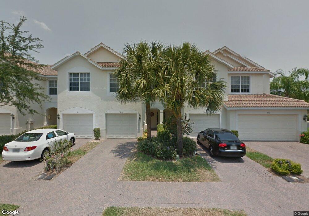 905 Hampton Cir, Naples, FL 34105 - photo 1