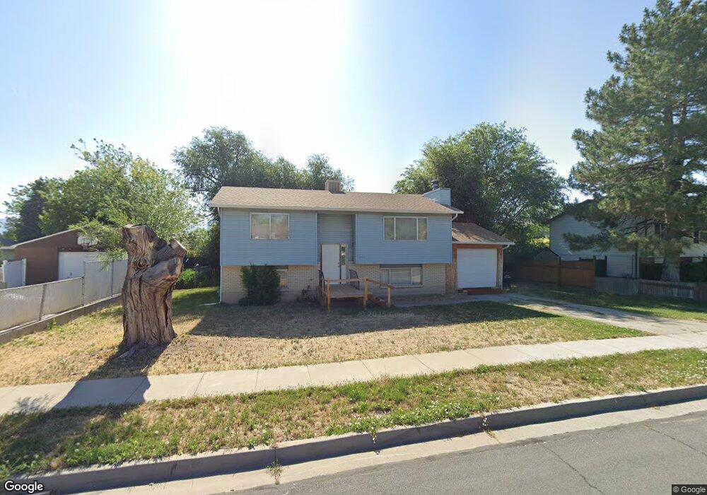 8247 S 1520 W, West Jordan, UT 84088 - photo 1