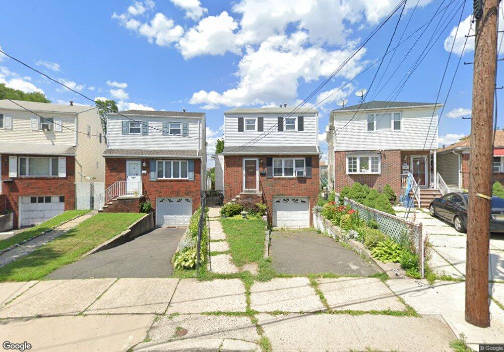 55 Suburbia Ct, Jersey City, NJ 07305 - photo 1