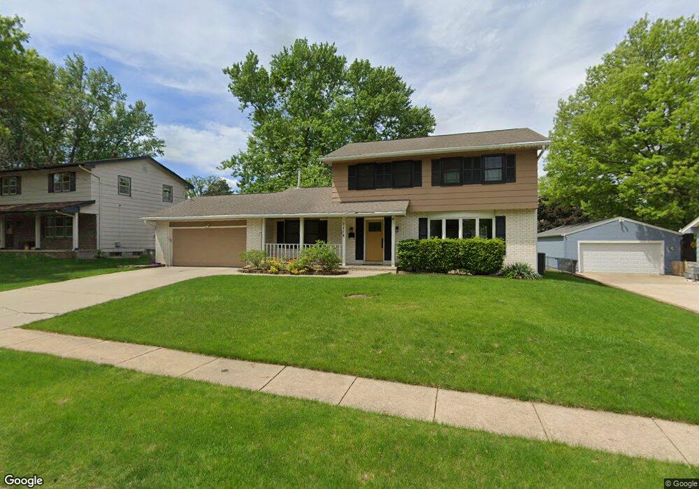 3424 48th St, Des Moines, IA 50310 - photo 1