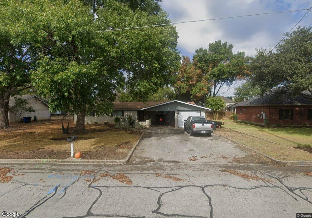 1211 Rivercrest Dr, New Braunfels, TX 78130 - photo 1