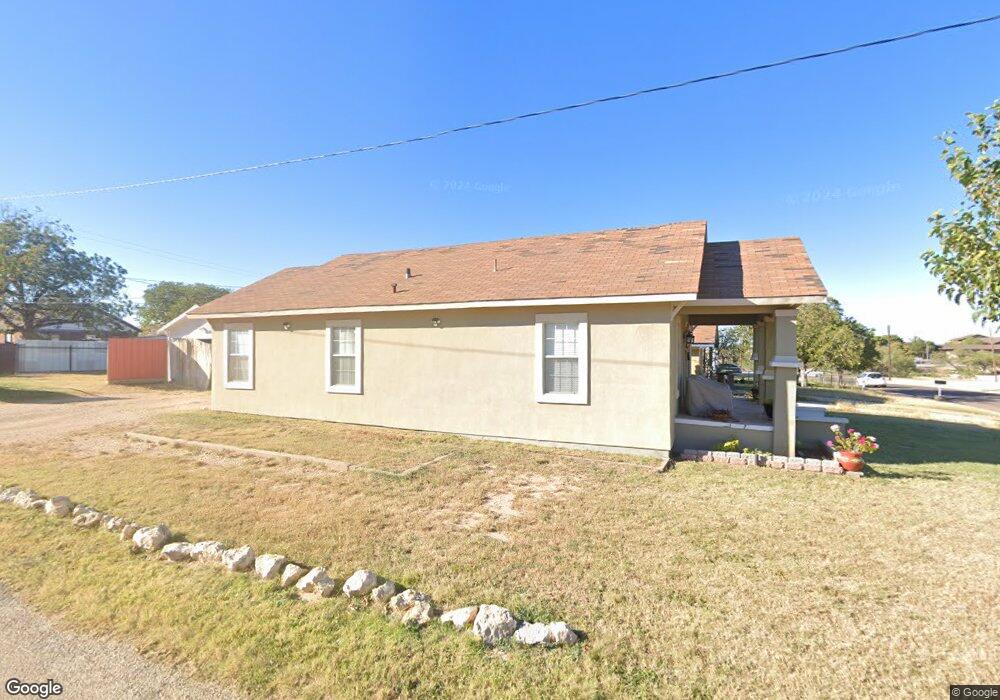 1110 Nolan St, Big Spring, TX 79720 - photo 1