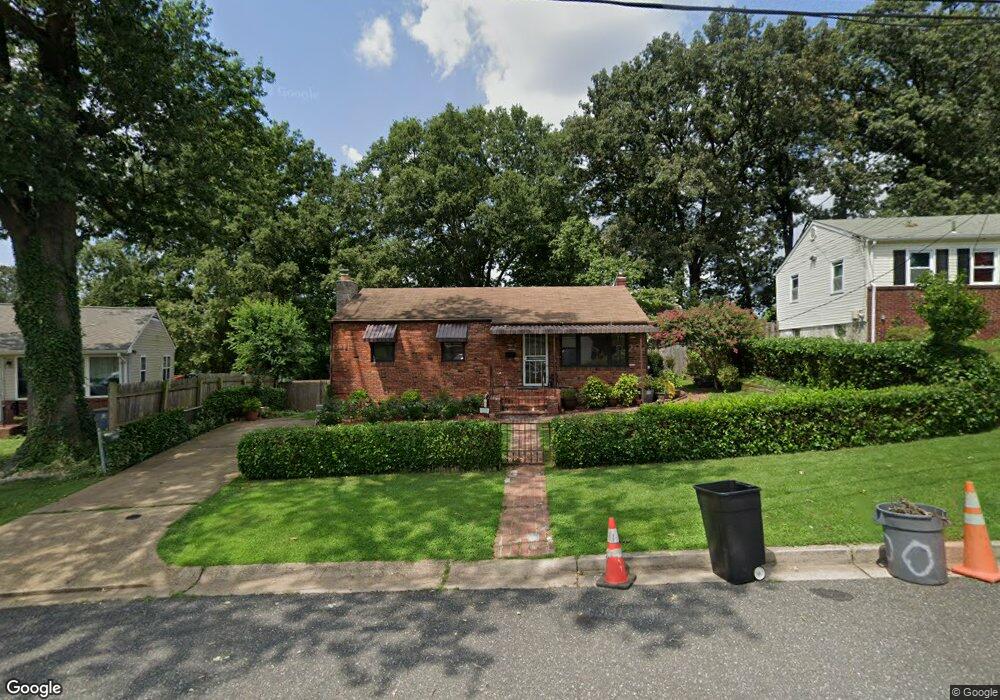 5216 59th Ave, Riverdale, MD 20737 - photo 1