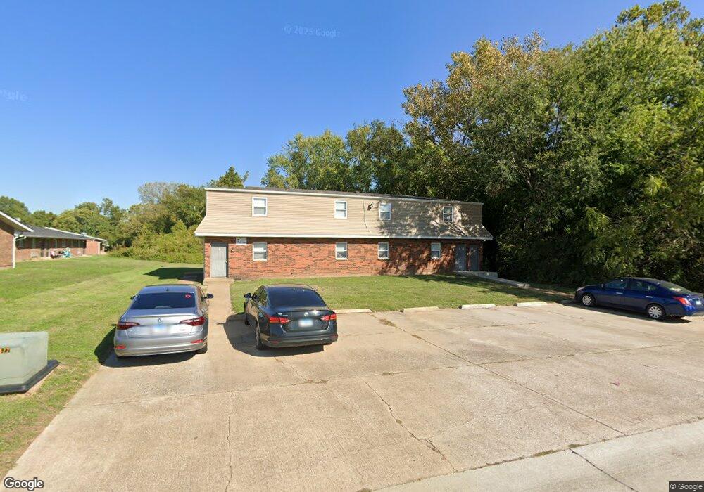 210 Anthony Dr, Maryville, IL 62062 - photo 1