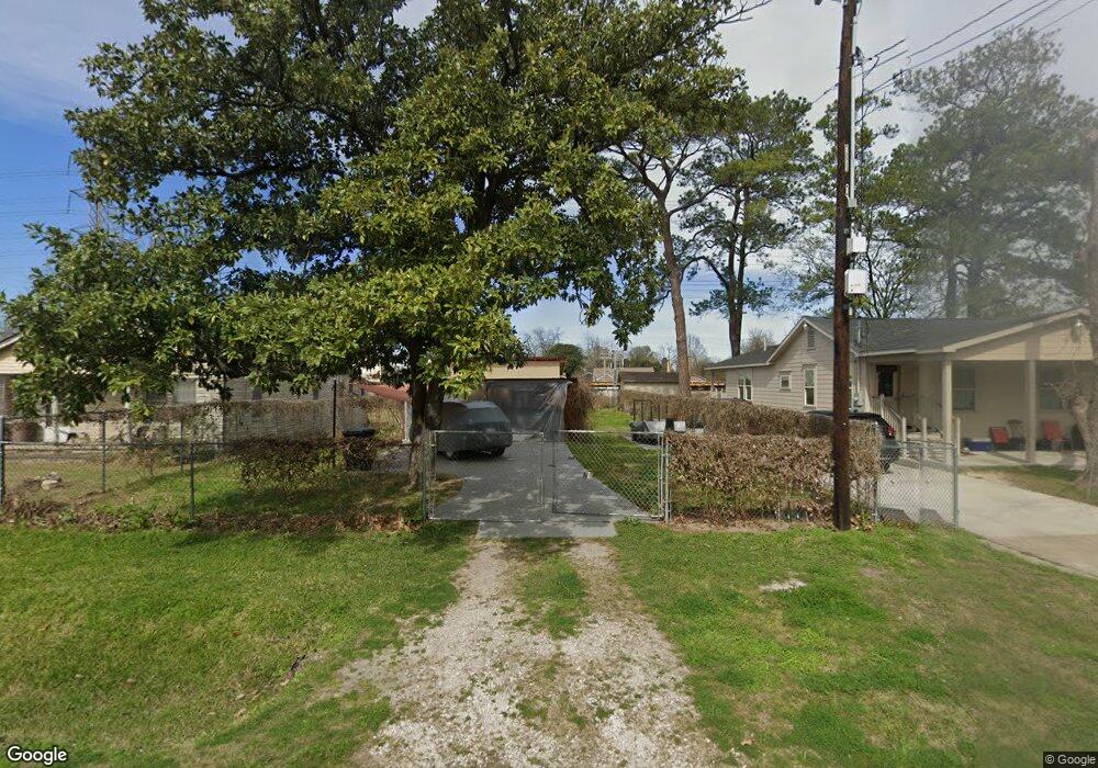 2213 Creston Dr, Houston, TX 77026 - photo 1