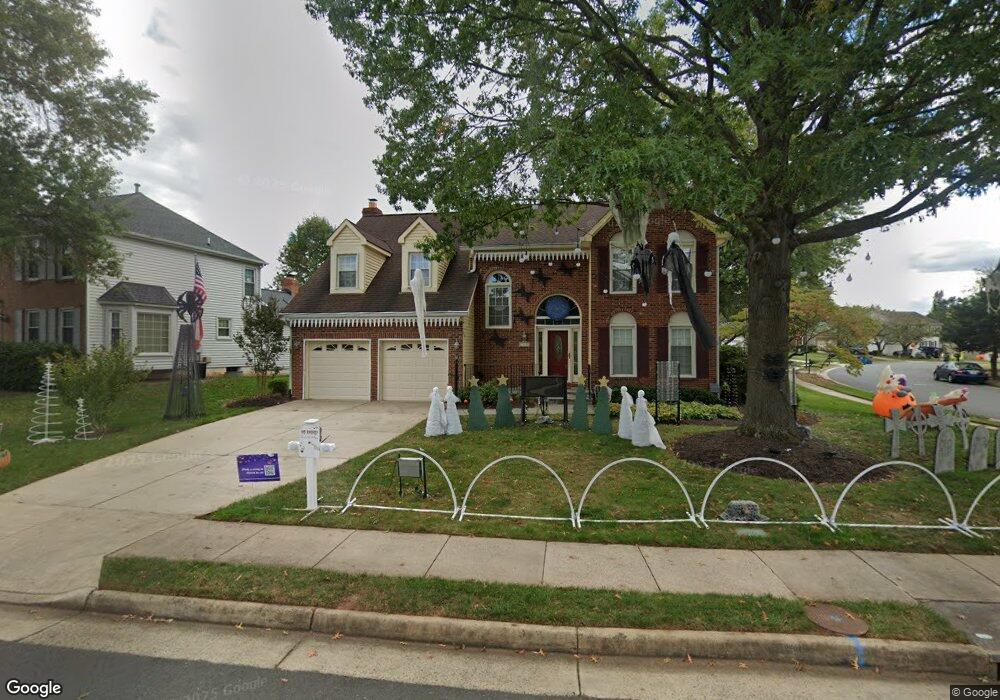 13337 Scotsmore Way, Herndon, VA 20171 - photo 1