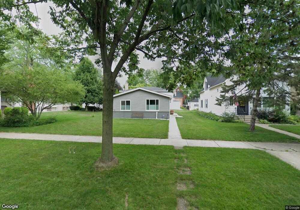 133 N Evergreen Ave, Elmhurst, IL 60126 - photo 1
