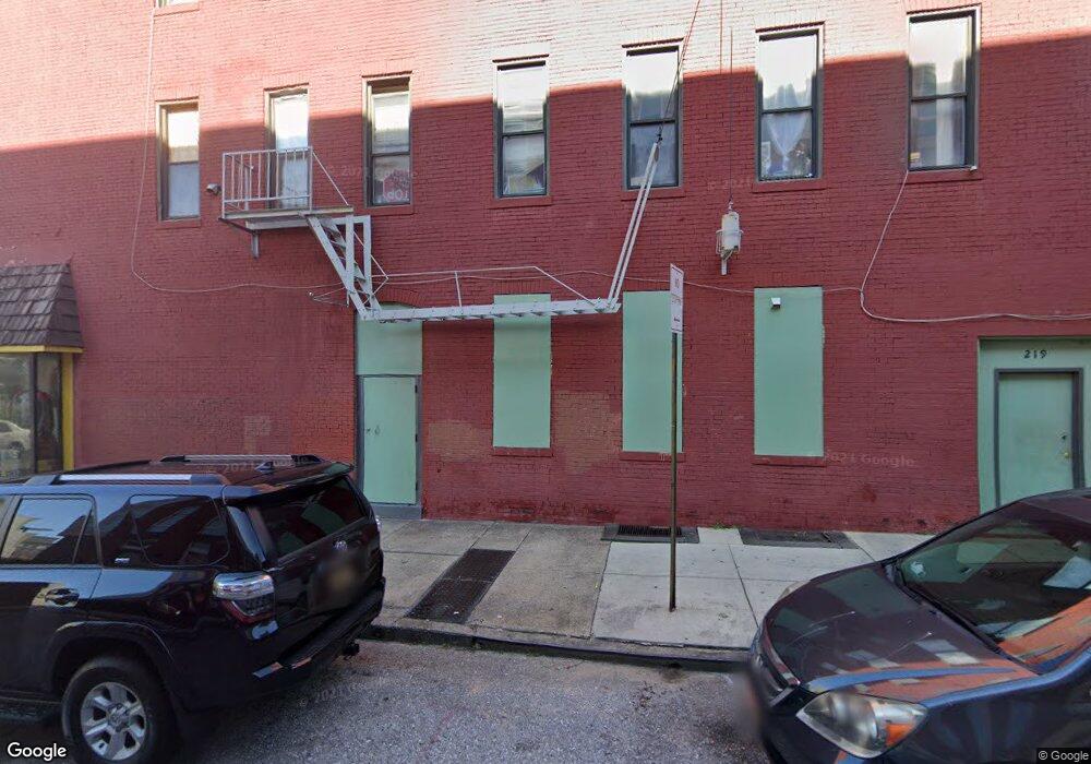 221 Park Ave, Baltimore, MD 21201 - photo 1