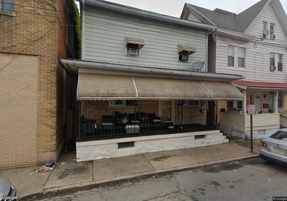 121 E Maple St, Hazleton, PA 18201 - photo 1