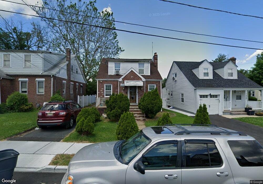 1352 Camden Ct-2nd Flr, Union Twp., NJ 07083 - photo 1