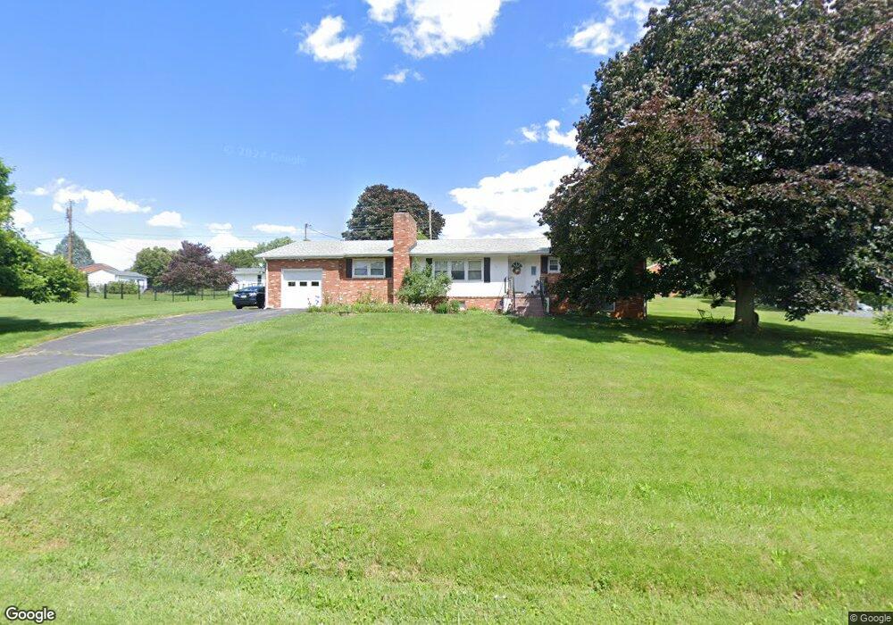 1304 Ambrose Dr, Winchester, VA 22603 - photo 1