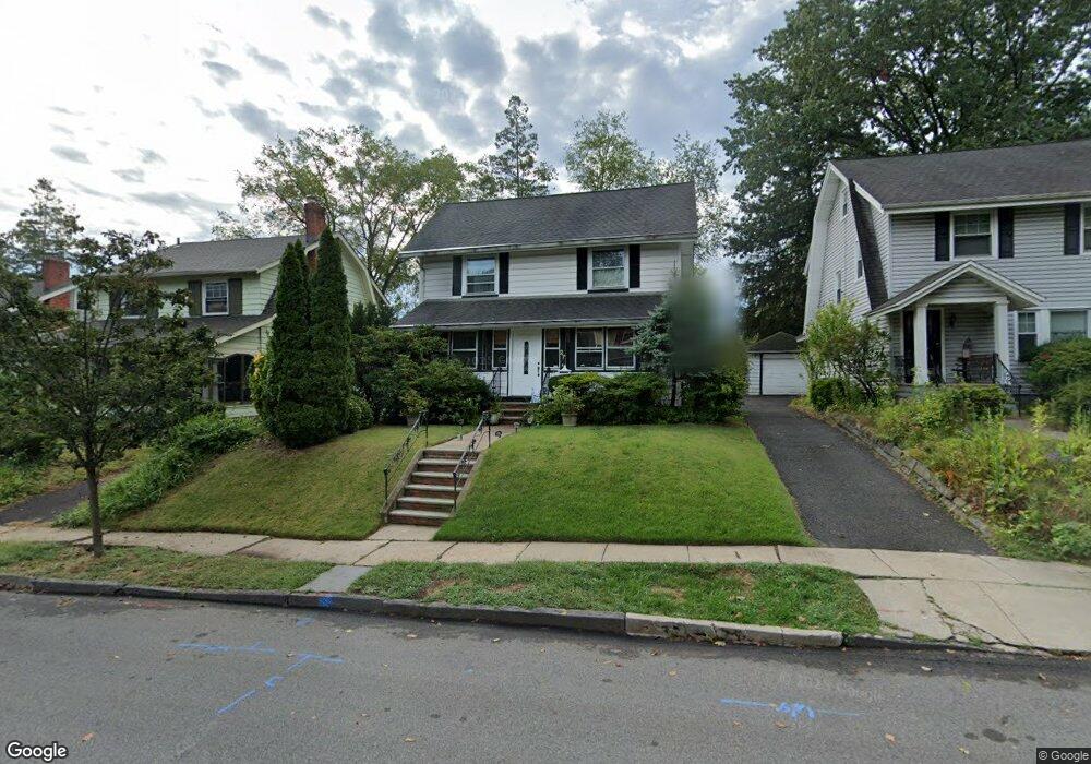 27 Laurel Ave, East Orange, NJ 07017 - photo 1