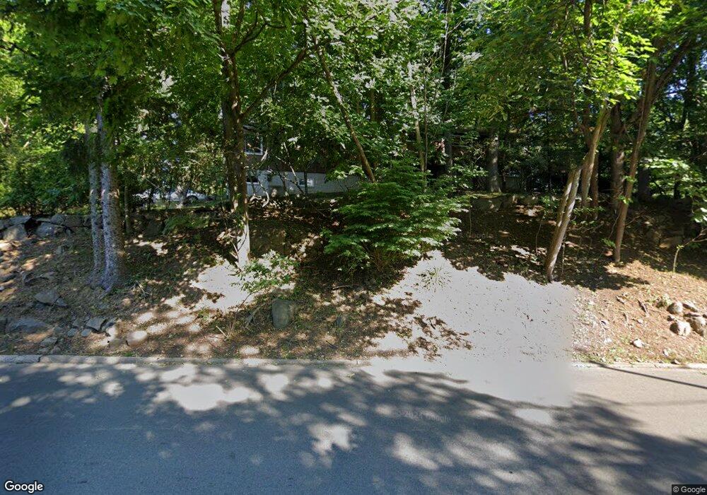 70 Berkeley Dr, Tenafly, NJ 07670 - photo 1