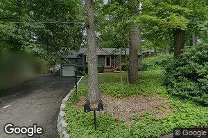 71 Gillette Rd, Gillette, NJ 07933
