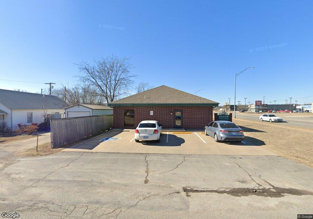 102 Cherry St, Skiatook, OK 74070 - photo 1