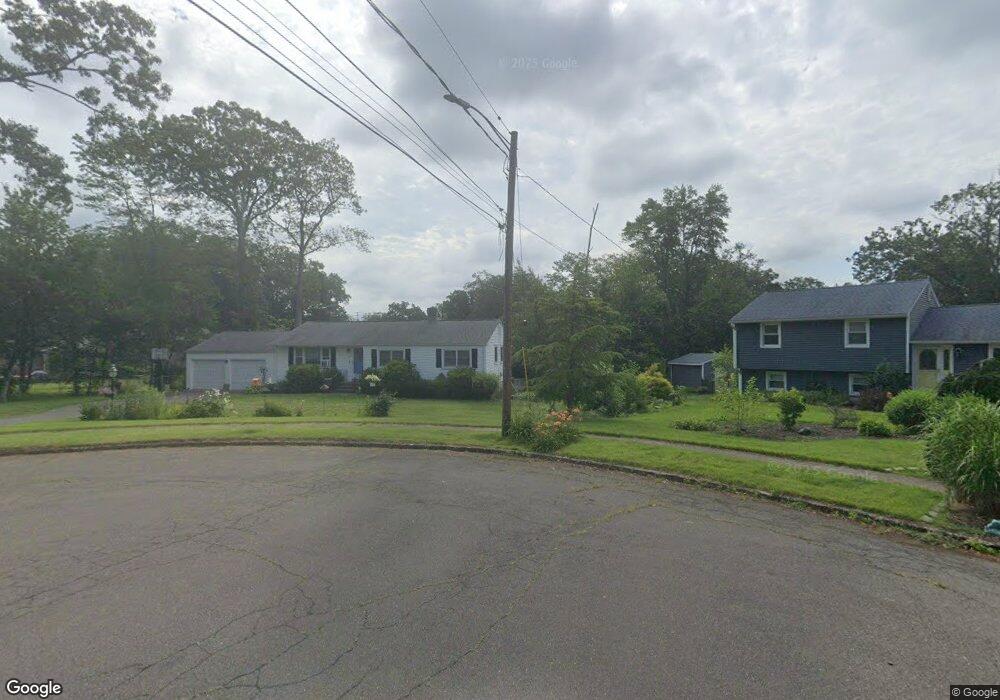 10 Woodleigh Ct, Wallingford, CT 06492 - photo 1