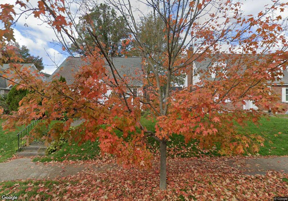 225 Maple Ave, Hershey, PA 17033 - photo 1