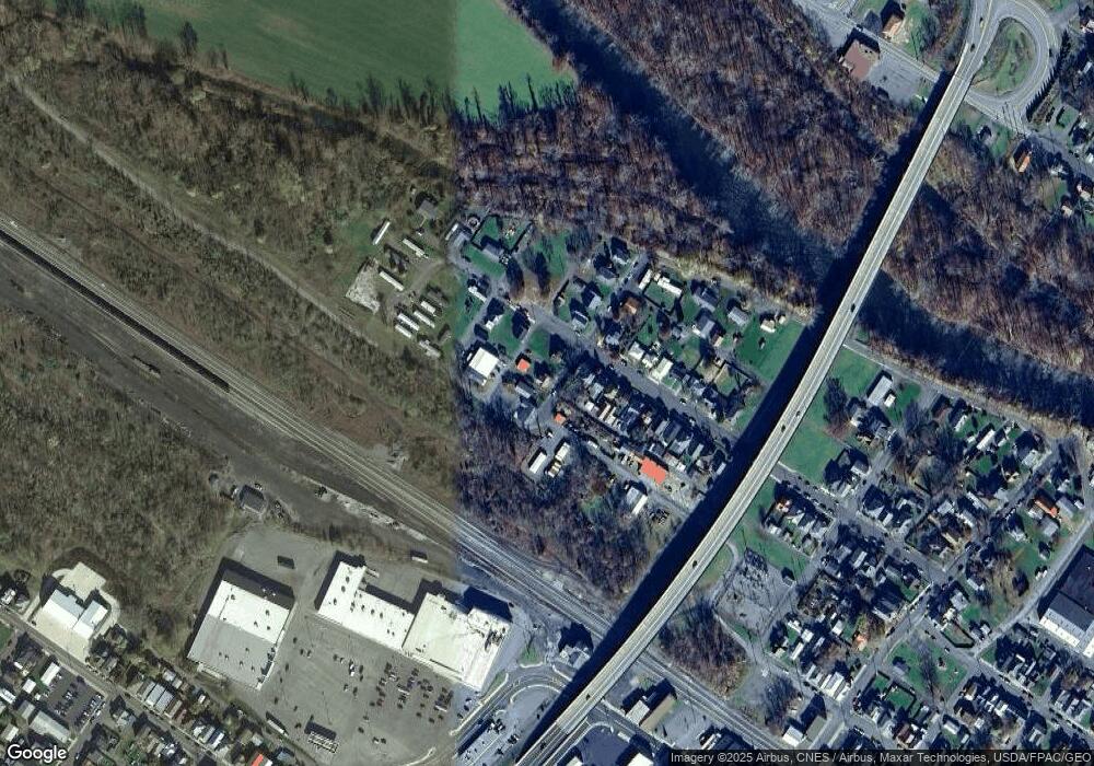 25 Allegheny St, Keyser, WV 26726 - photo 1