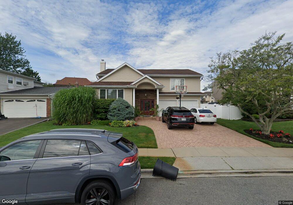 3058 Seaview Ln, Bellmore, NY 11710 - photo 1