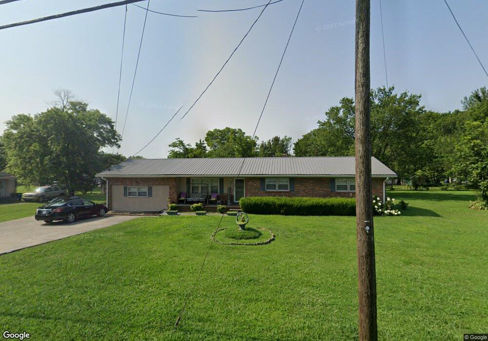 220 Gowen Dr, Shelbyville, TN 37160 - photo 1