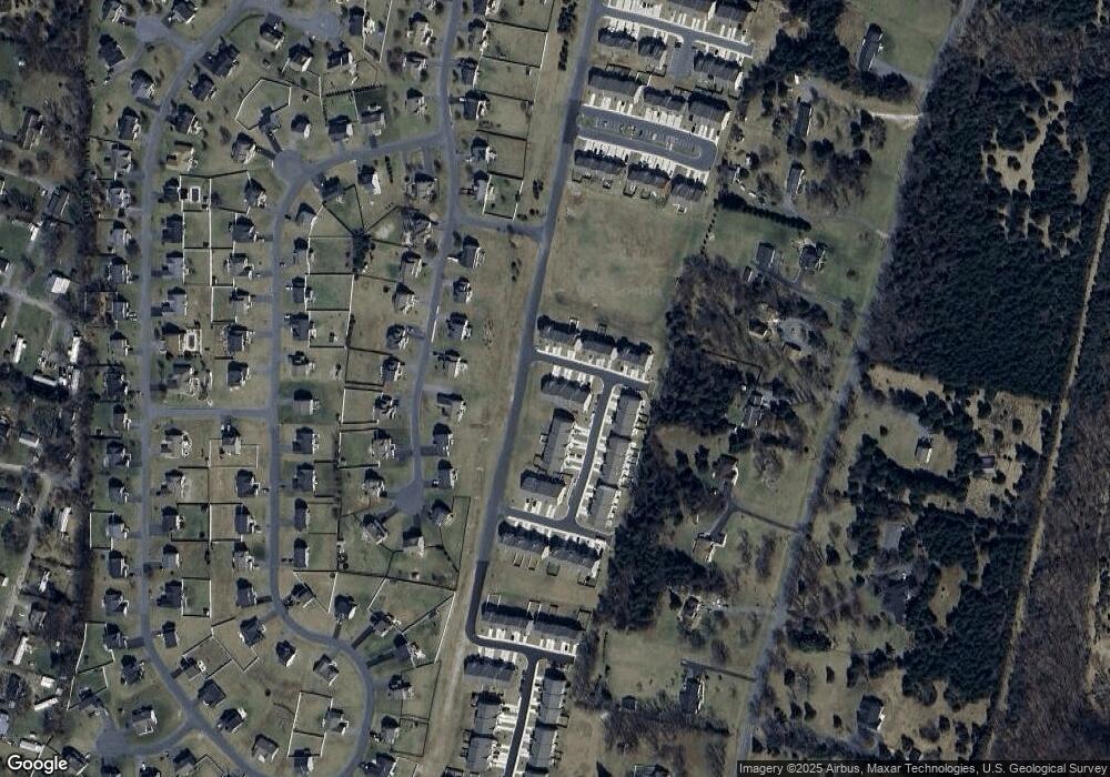 22 Horace Ct, Bunker Hill, WV 25413 - photo 1