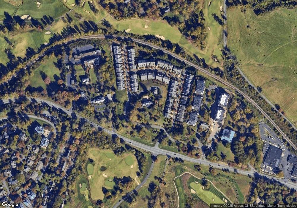 912 Marsh Ln, Charlottesville, VA 22903 - photo 1