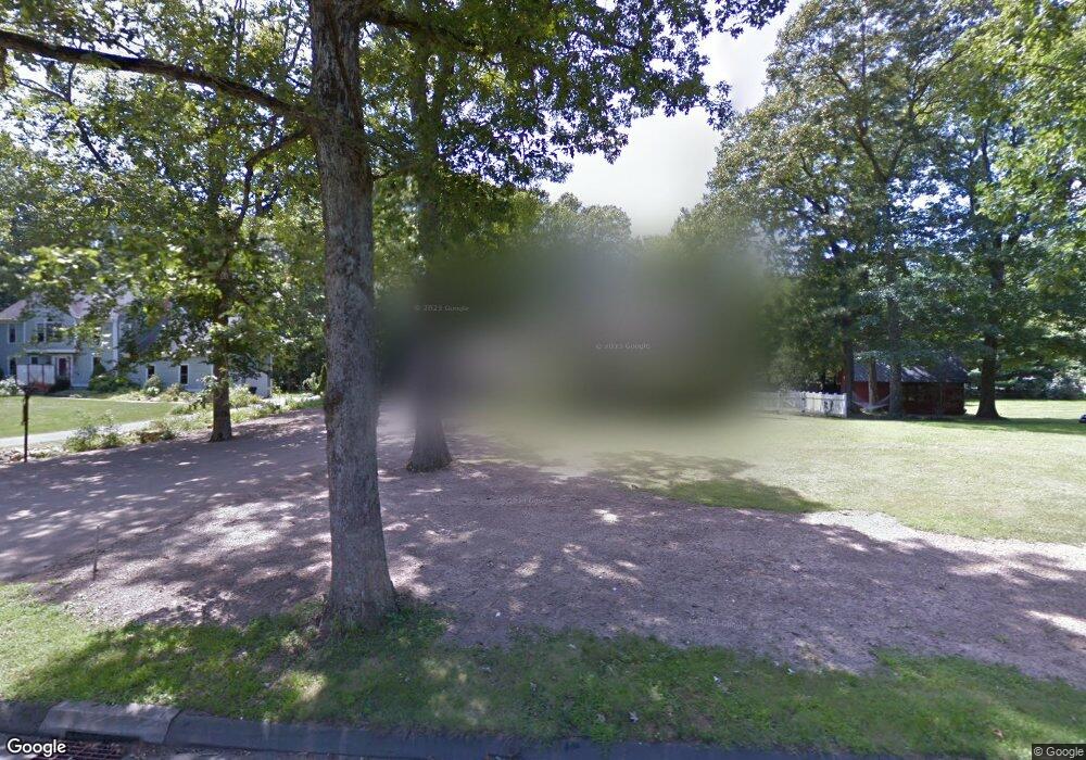 1352 Little Meadow Rd, Guilford, CT 06437 - photo 1