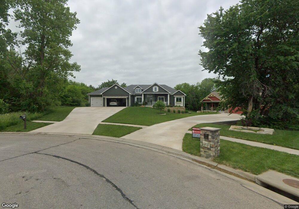 6933 SW 44th St, Topeka, KS 66610 - photo 1