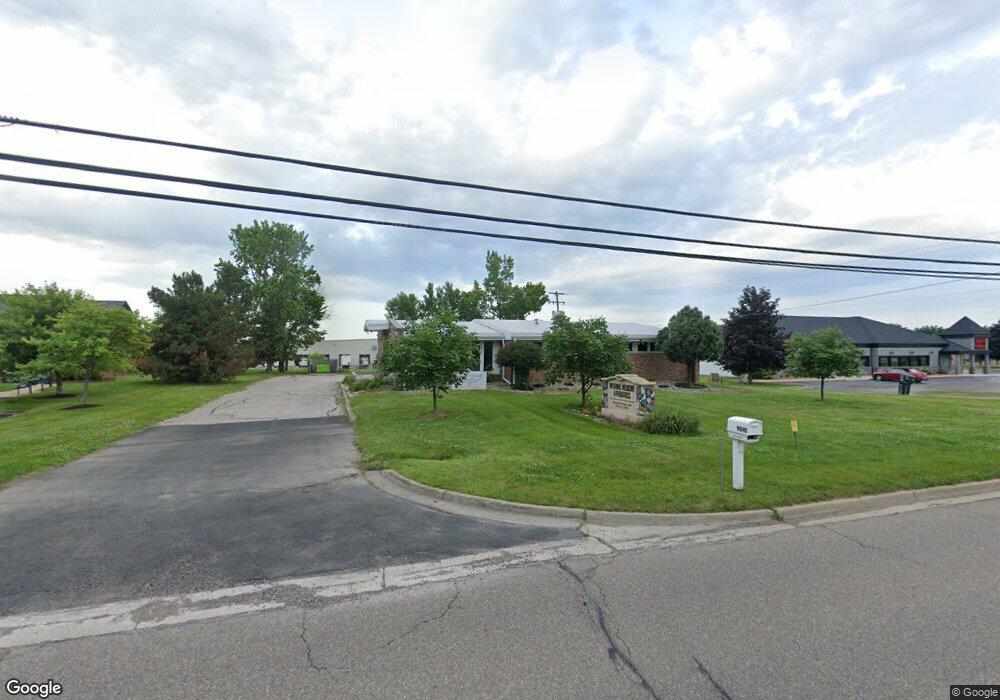 9040 Davison Rd, Davison, MI 48423 - photo 1