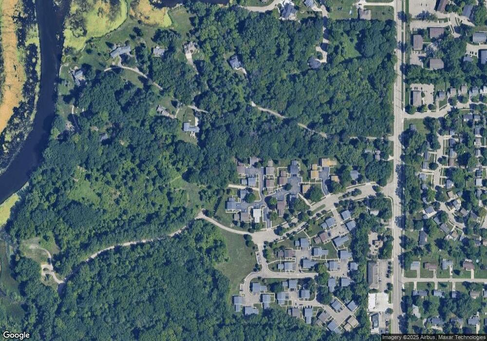 3940 Hunters Ridge Dr unit 1, Lansing, MI 48911 - photo 1