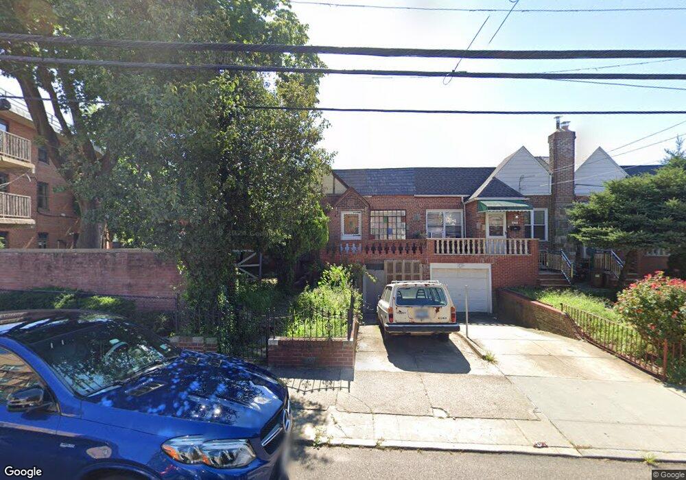 3171 46th St, Astoria, NY 11103 - photo 1