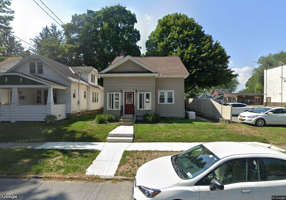 37 Wallace St, Schenectady, NY 12302 - photo 1