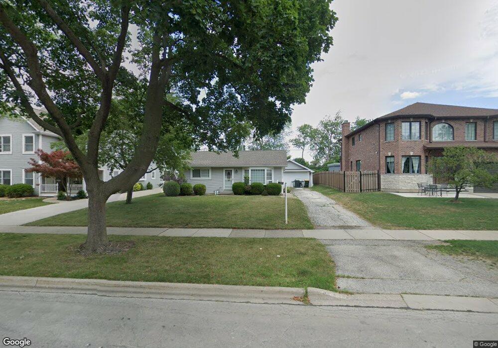 2502 Fremont St, Rolling Meadows, IL 60008 - photo 1