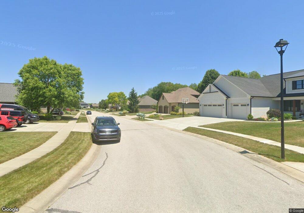 5449 Challenger Dr, Plainfield, IN 46168 - photo 1