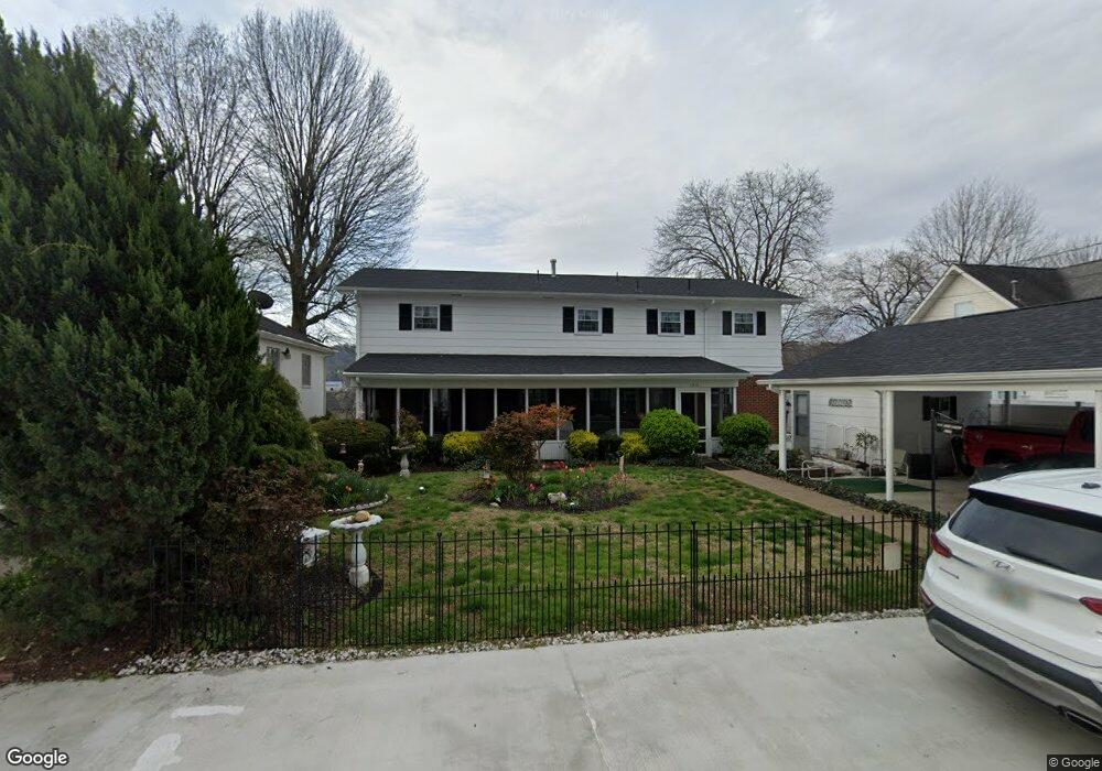 1310 Kanawha Ave, Dunbar, WV 25064 - photo 1