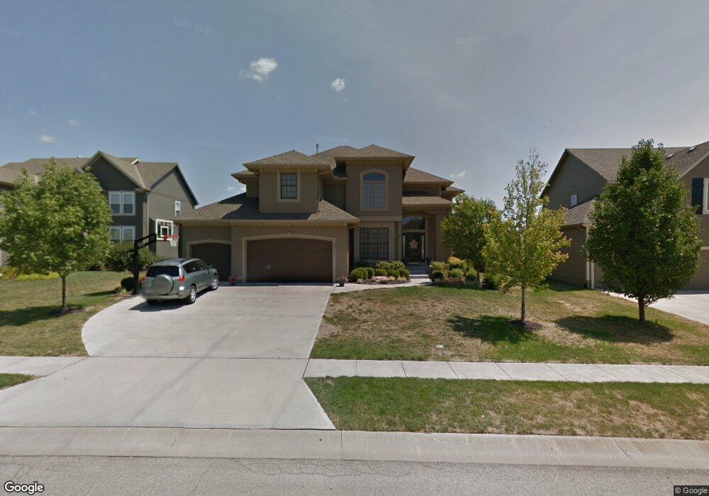 5511 Chouteau St, Shawnee, KS 66226 - photo 1