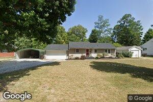 1405 Adams St, Beardstown, IL 62618