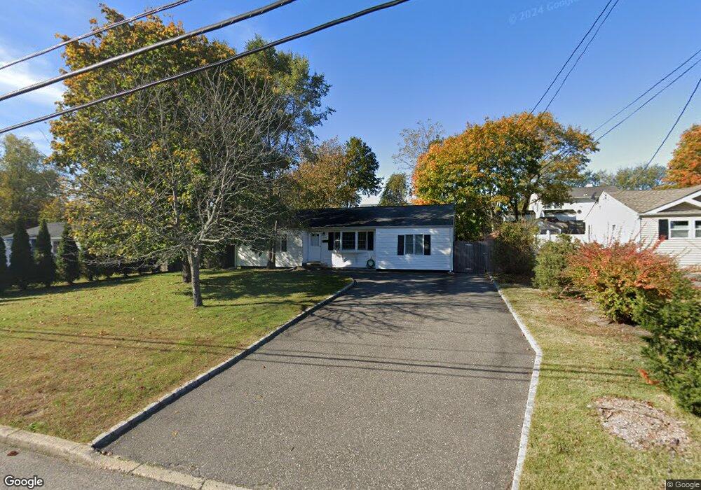 2704 Sipp Ave, Medford, NY 11763 - photo 1