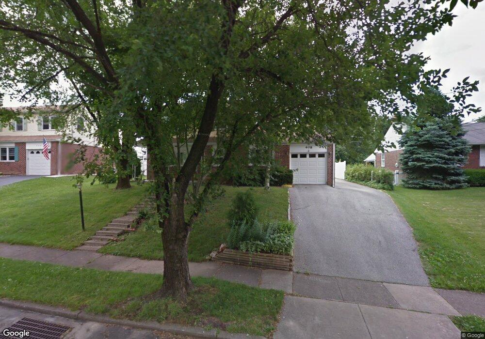 408 Camelot Dr, Brookhaven, PA 19015 - photo 1