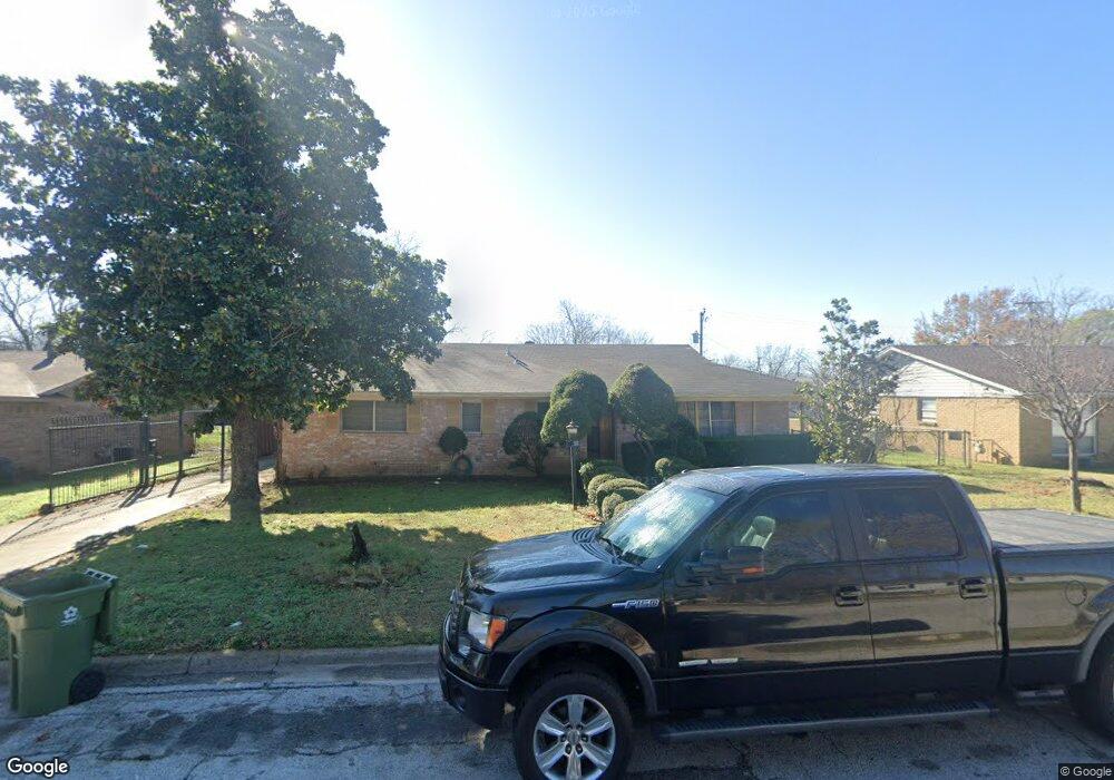 7904 Maplewood Ave, North Richland Hills, TX 76180 - photo 1